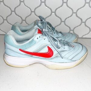Nike Women’s Court Lite Athletic Shoe Sneaker US Size 7.5